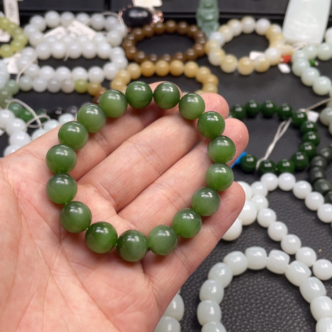 和田玉未镶嵌手链