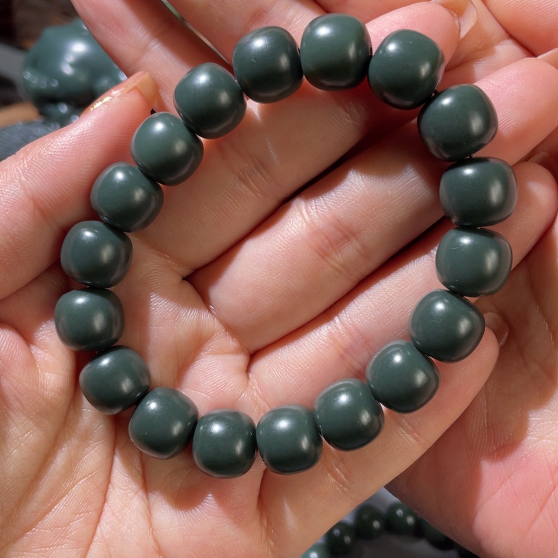 未镶嵌和田玉手串