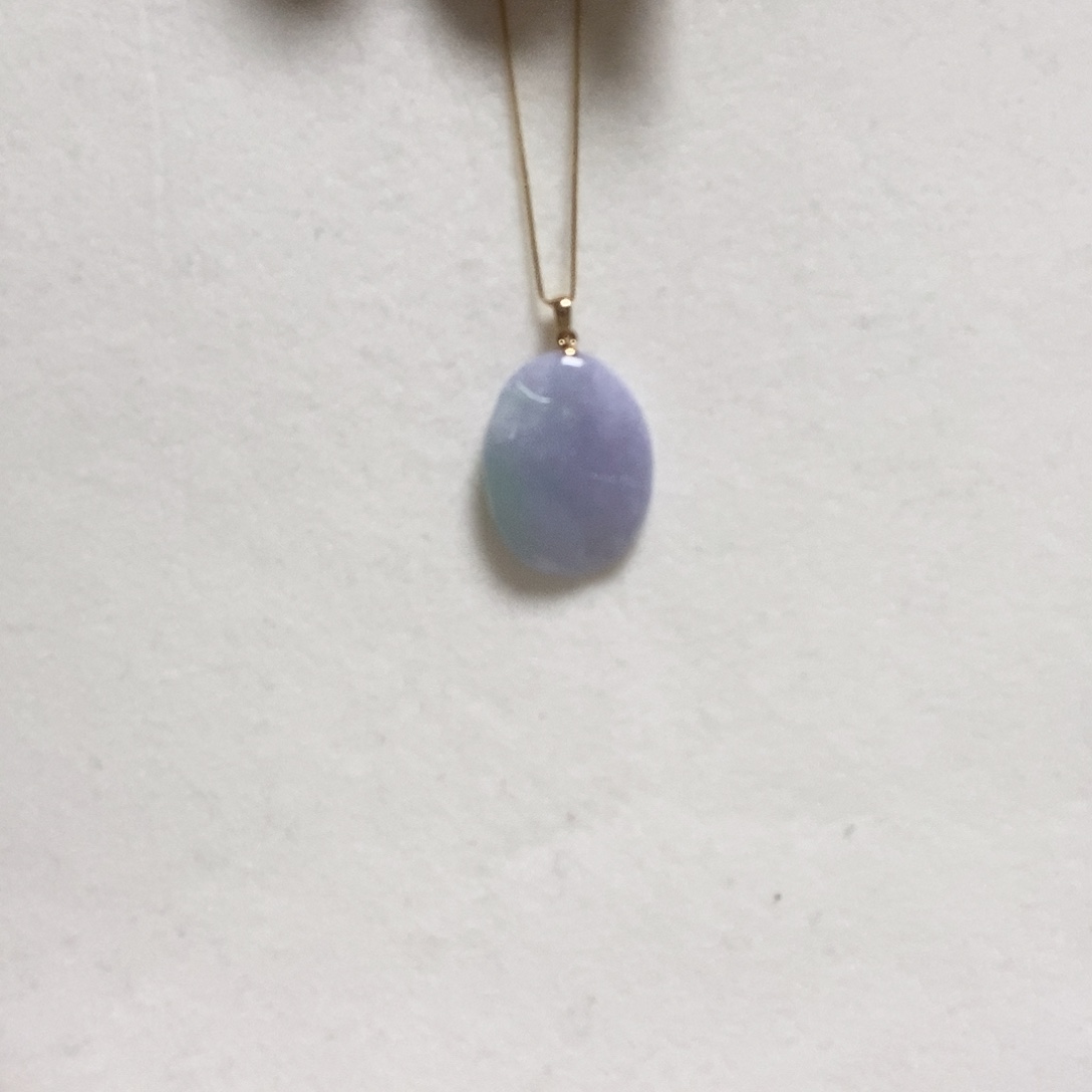 翡翠颈饰18K金镶嵌简单