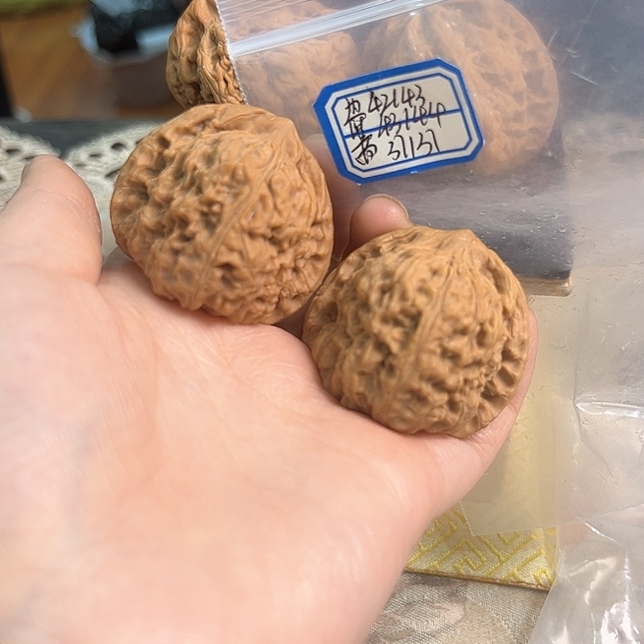 文玩核桃把件赵喜满南将石