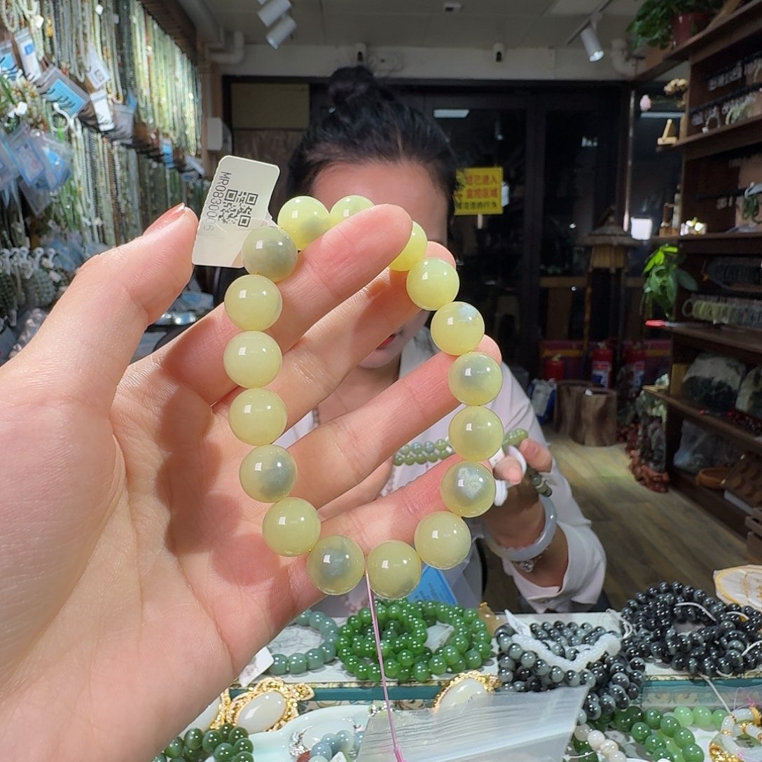 松***妈未镶嵌手链和田玉