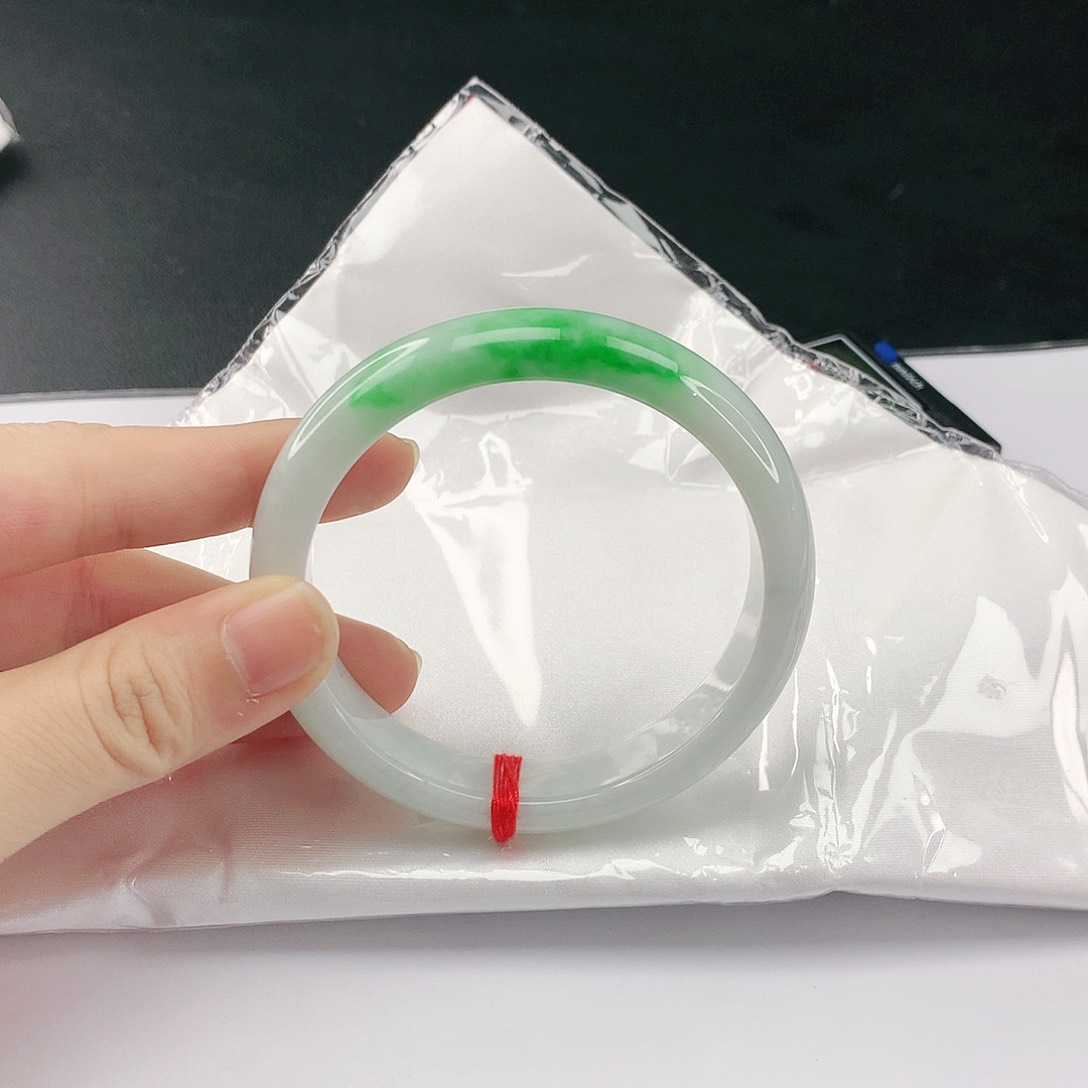 翡翠未镶嵌手镯翡翠507