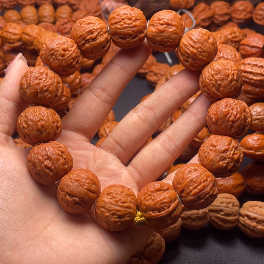 文玩核桃手串磨盘