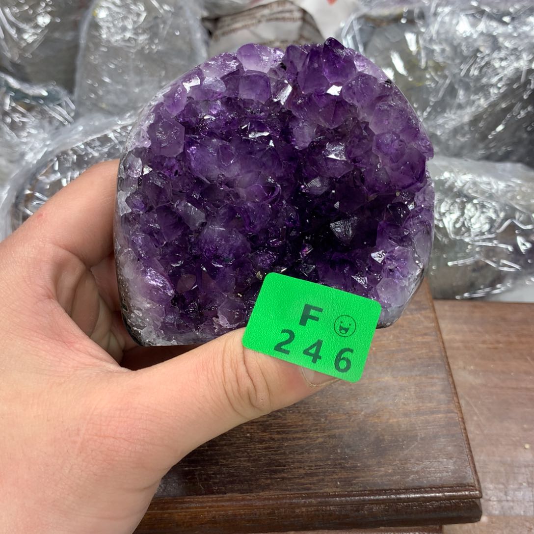 紫晶大型摆件（非配饰）未镶嵌