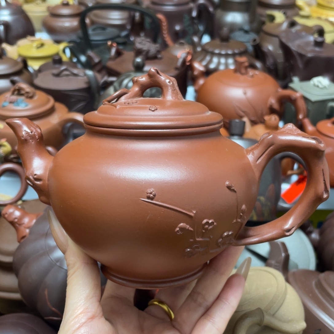 底槽青茶壶紫砂艺术作品