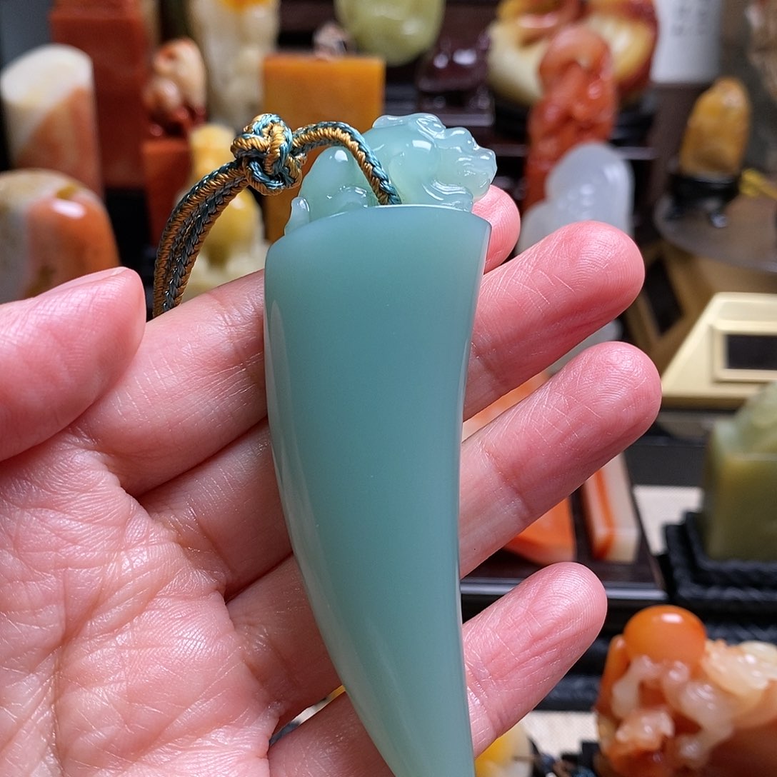 四川石唯*雅安梅子青貔貅手玩