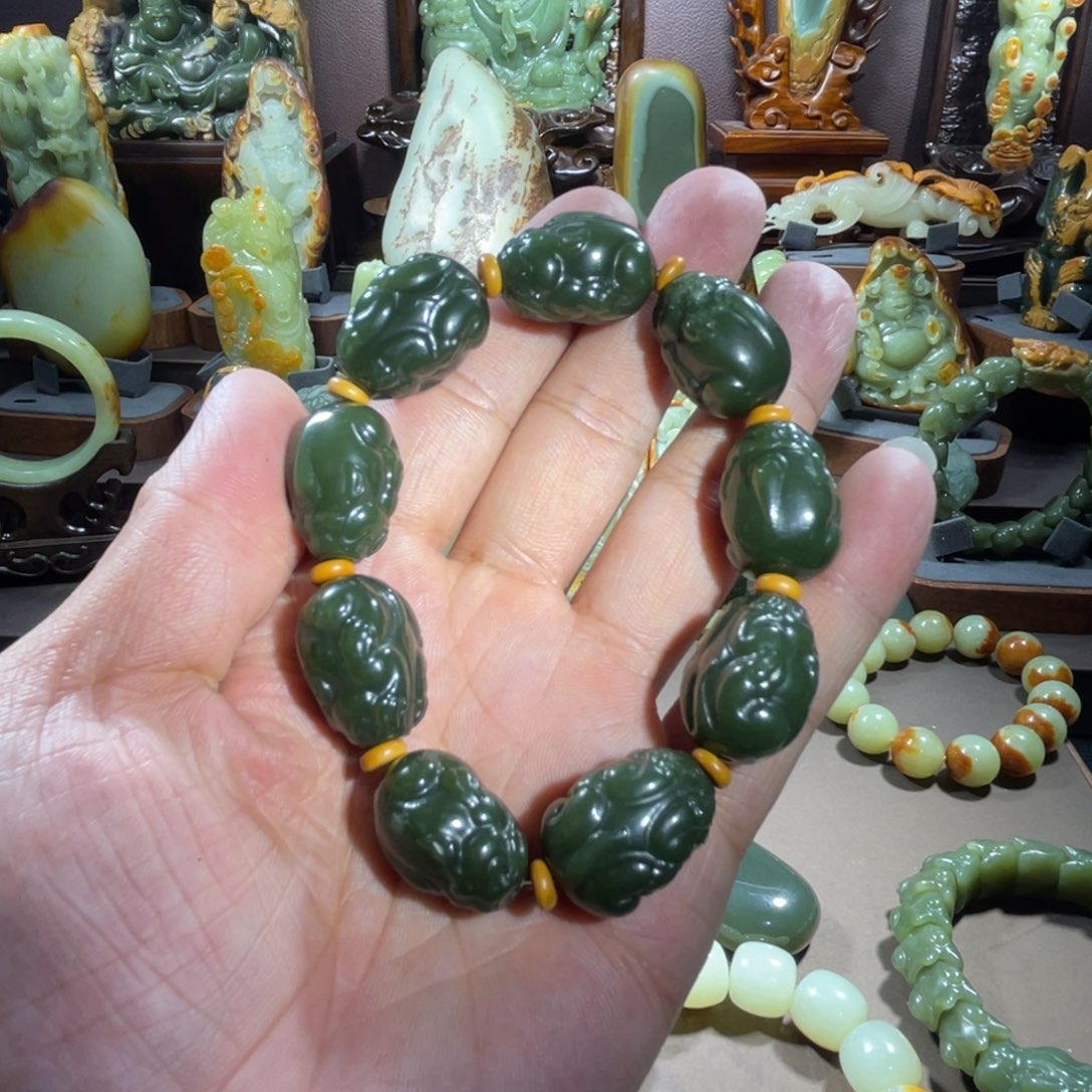 透闪石质玉手串貔貅未镶嵌天****选