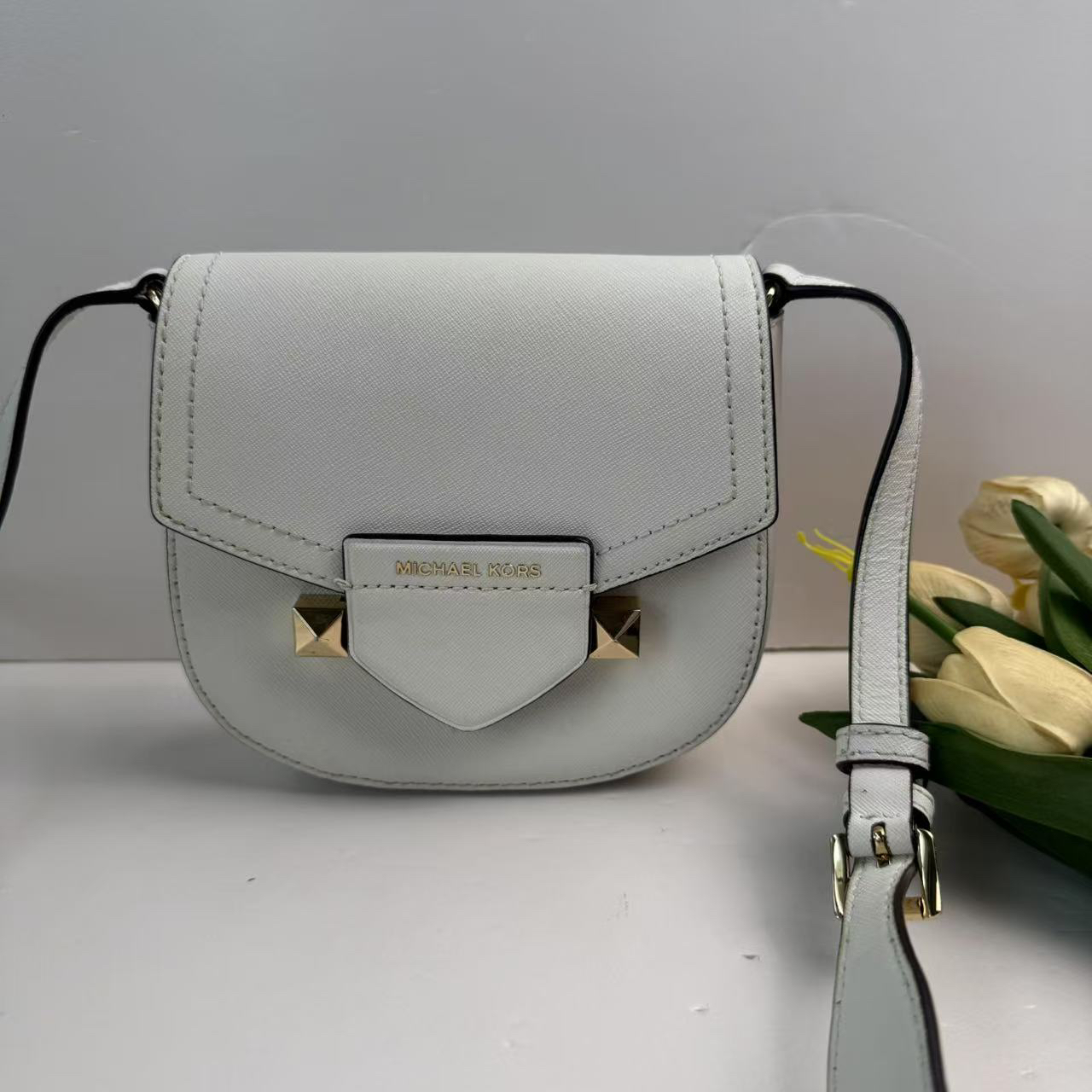 95新 MICHAEL KORS/迈克高仕 迈克高仕白色小马鞍单肩包