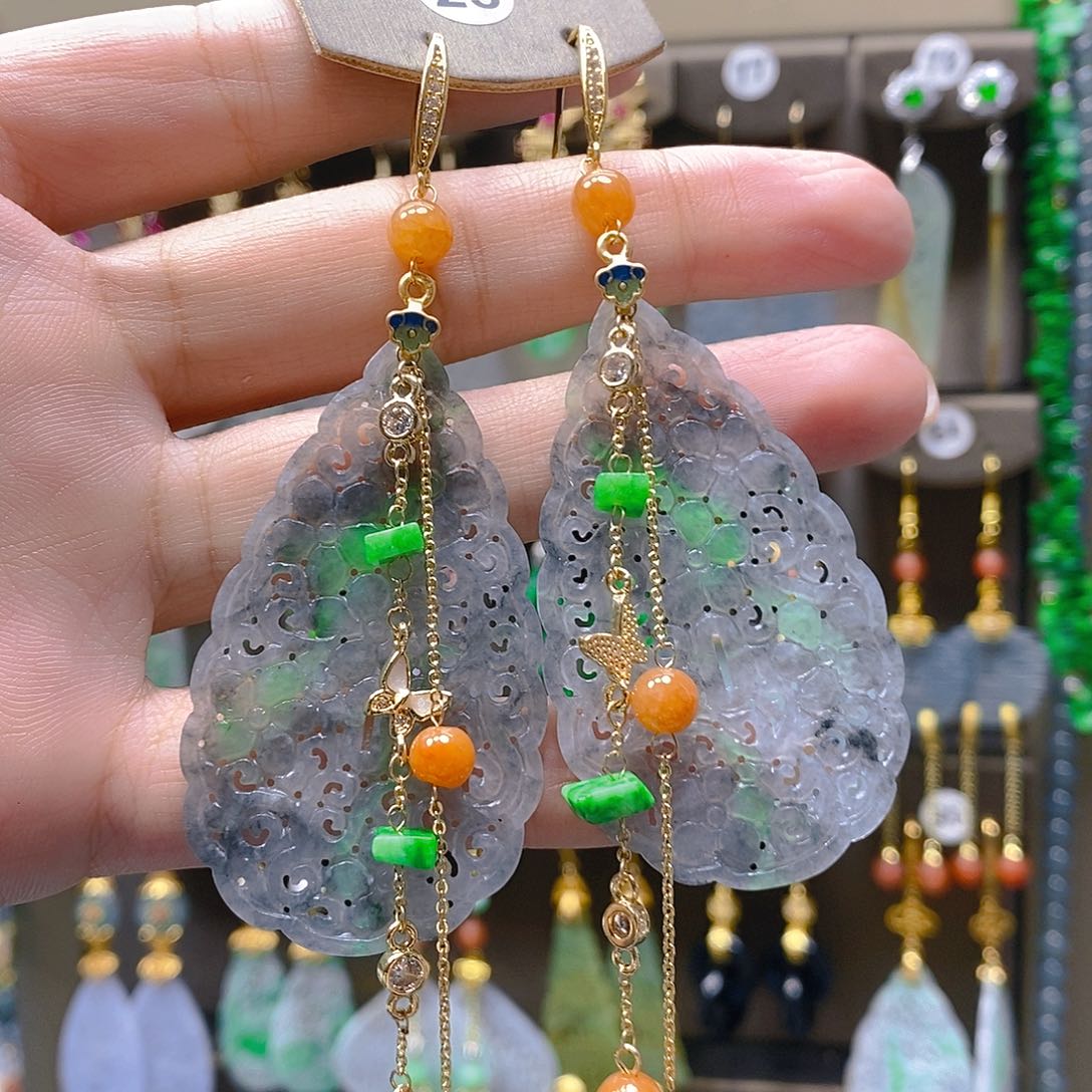 未镶嵌翡翠耳饰翡翠