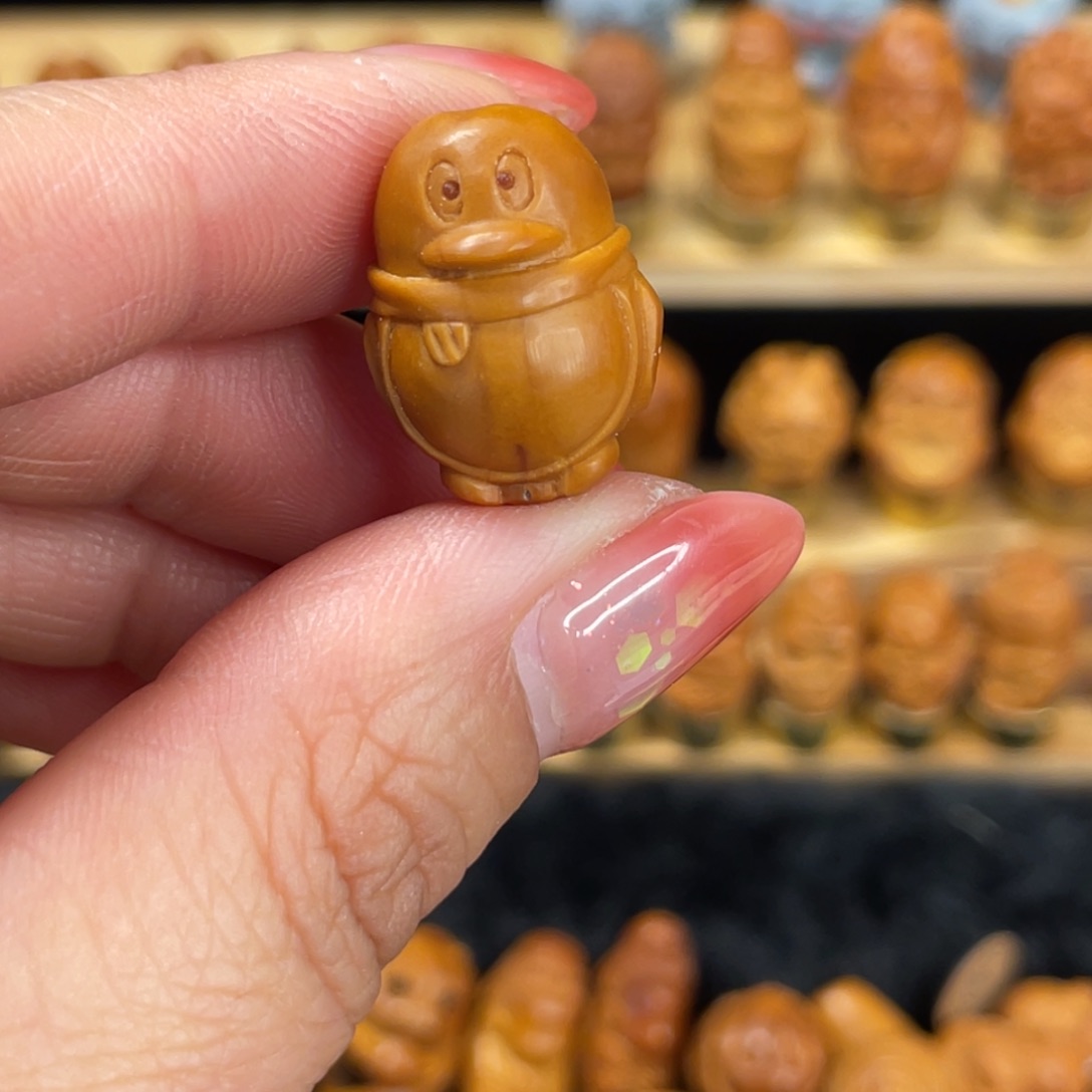 橄榄核手串/手链小企鹅