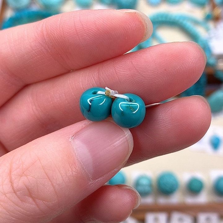 绿松石配饰未镶嵌