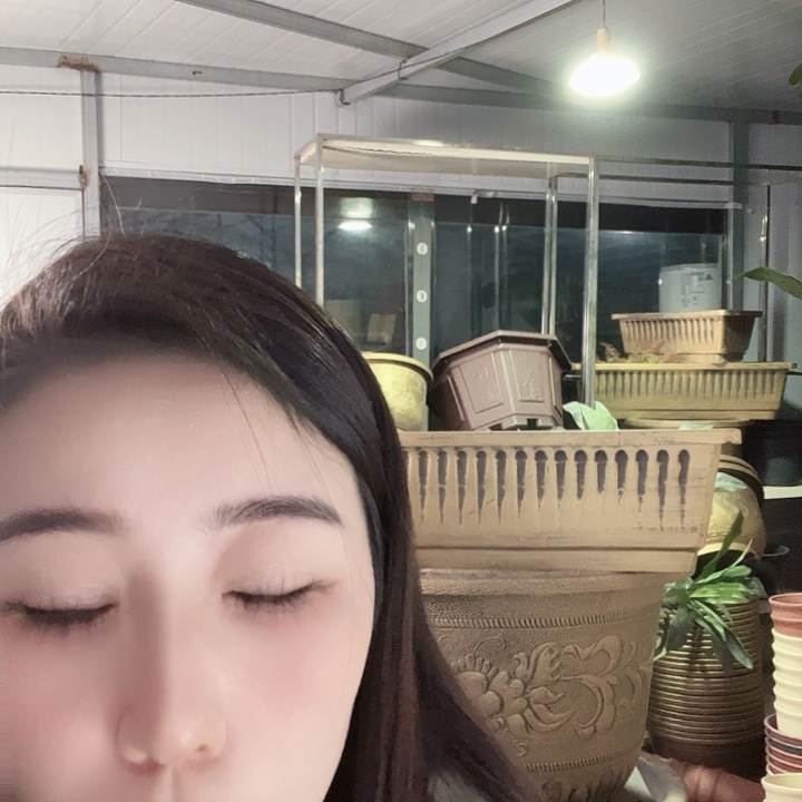 圆83口径一个 圆1米口径一个 条子盆90口径一个