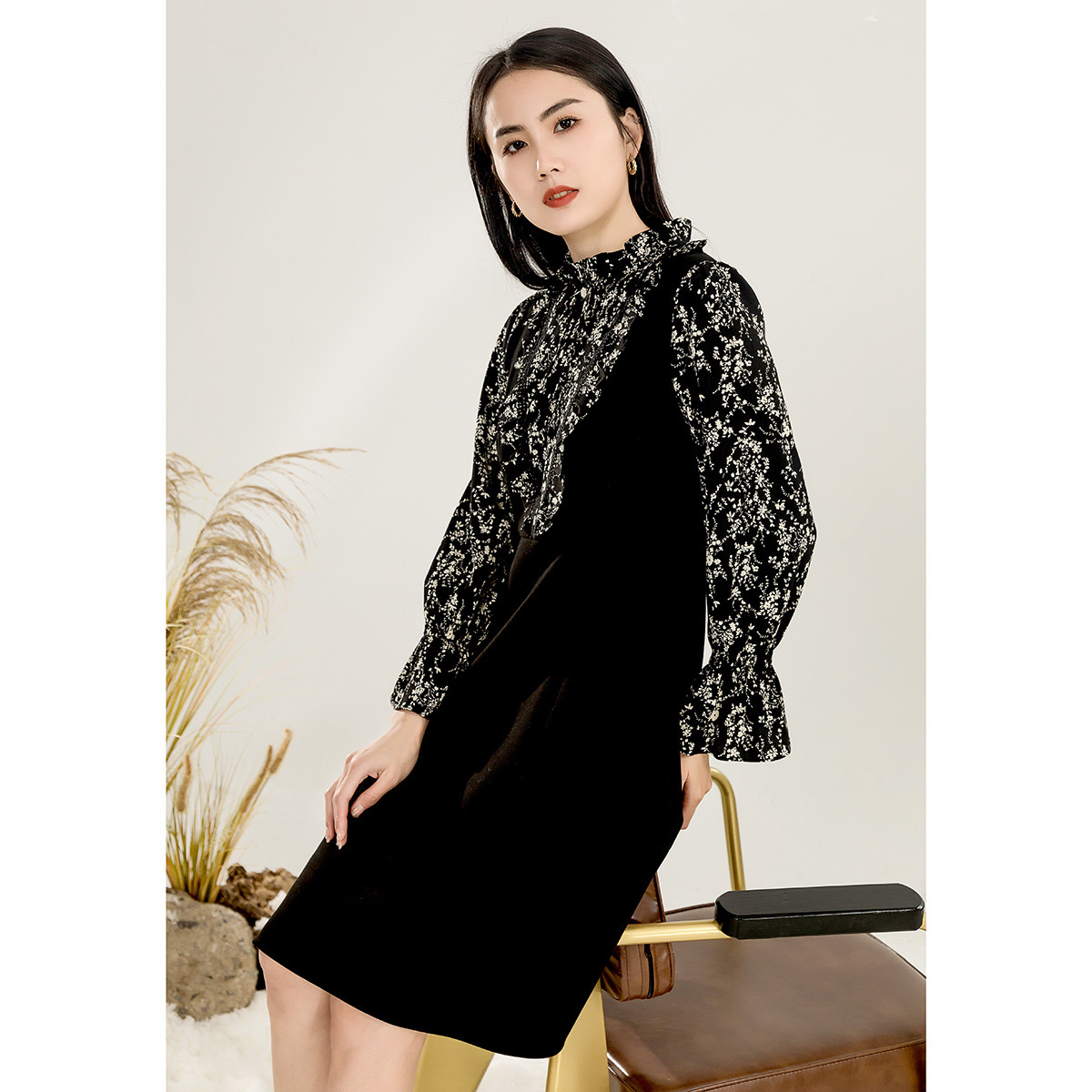 【达人专享】秋冬时尚通勤百搭印花长袖中长款连衣裙GD157276