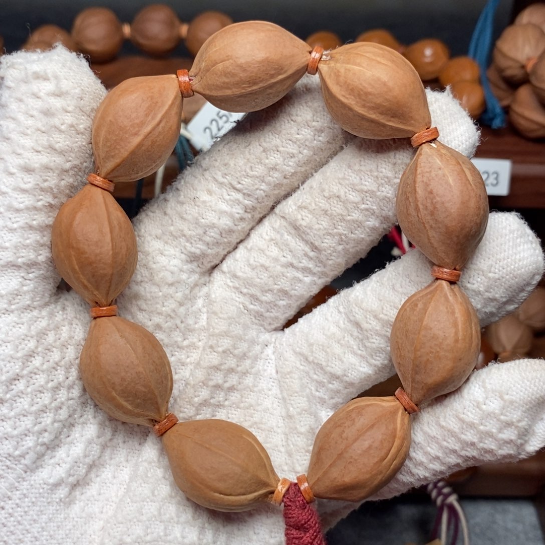 手串/手链橄榄核1928鲨鱼背