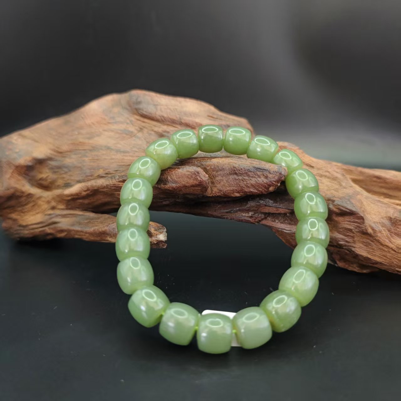 Q和田玉青黄口桶珠手串（卡10）0688