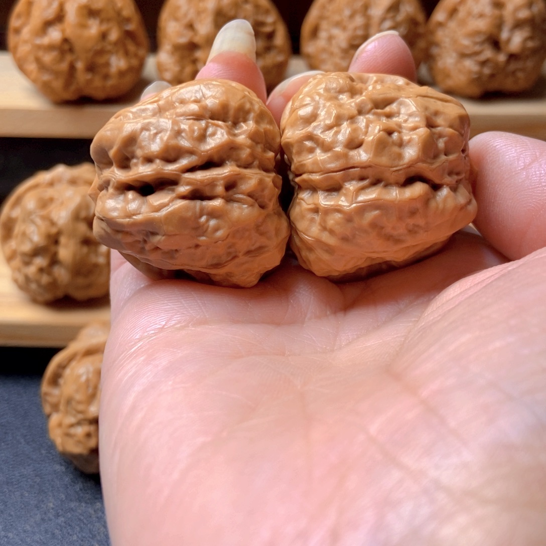 J***y吊坠文玩核桃蛤蟆头