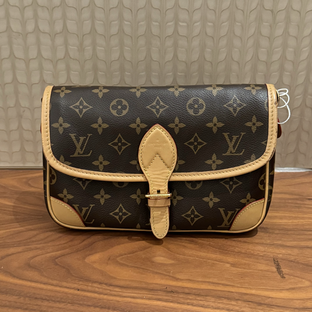 99新 LouisVuitton/路易威登  路易威登老花法棍包
