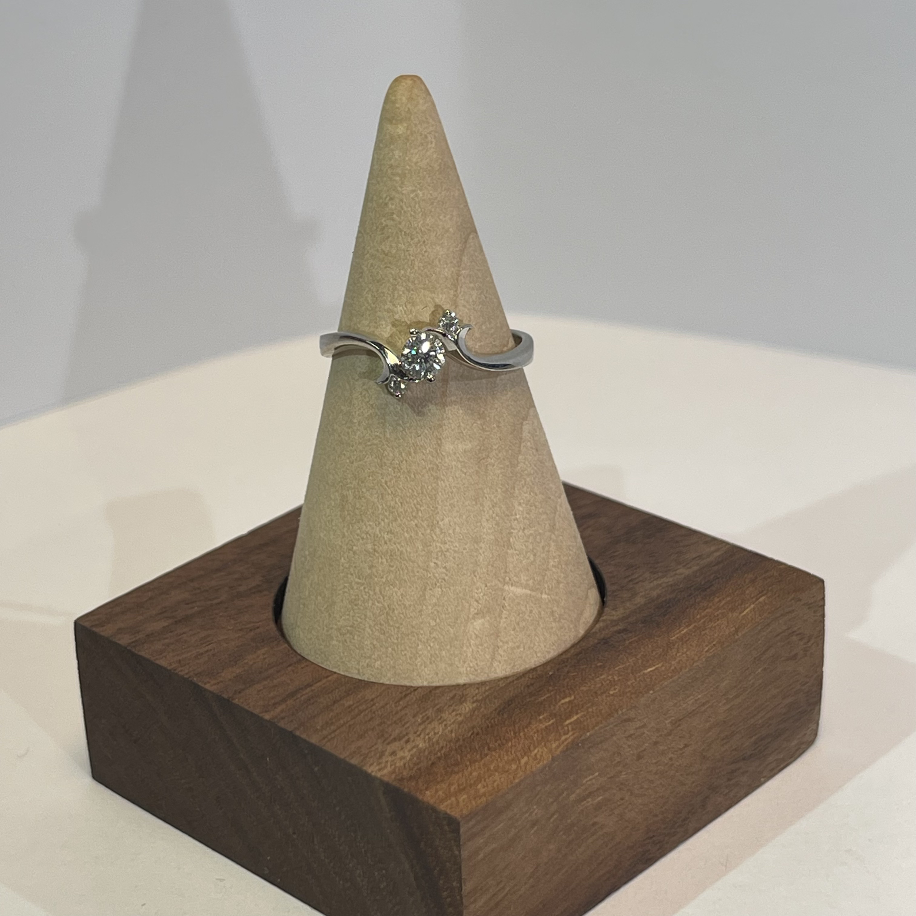 13.5号PT900 钻戒 3.32克 #xjy01041