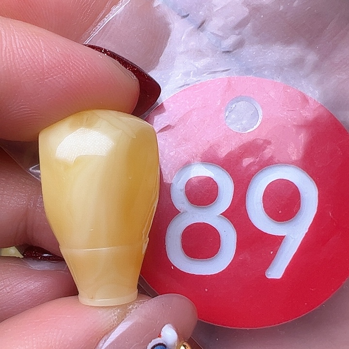 蜜蜡裸石未镶嵌染*14+m m