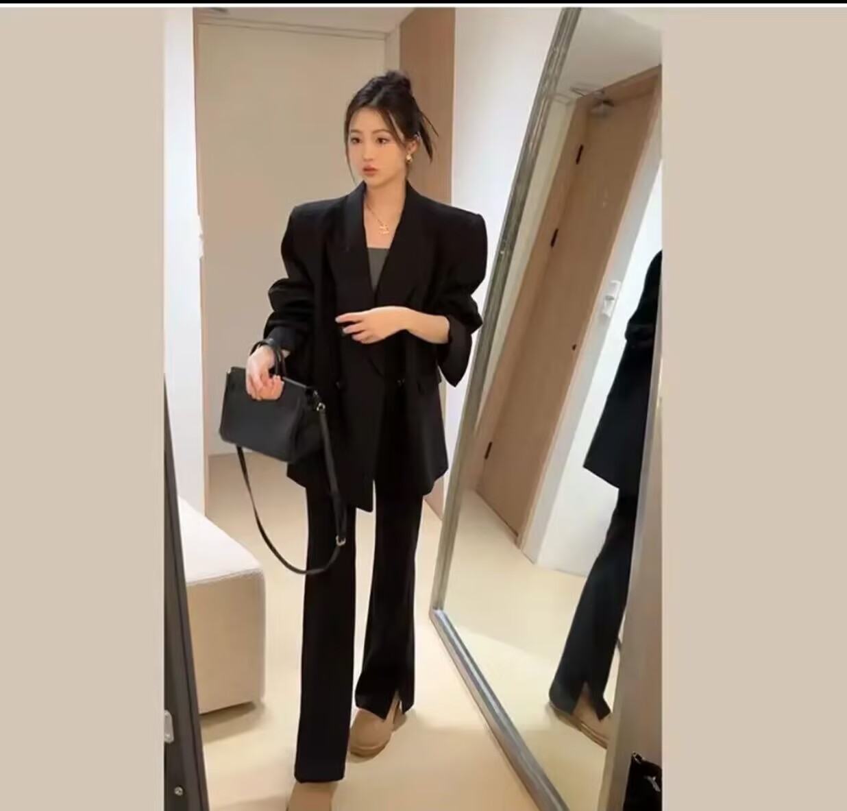 2025年秋季款云感裤大码不规则弹力微喇遮肉显瘦开叉小黑裤女5023