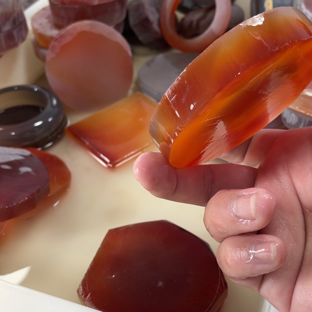 定制玛瑙倾*?玛瑙手镯