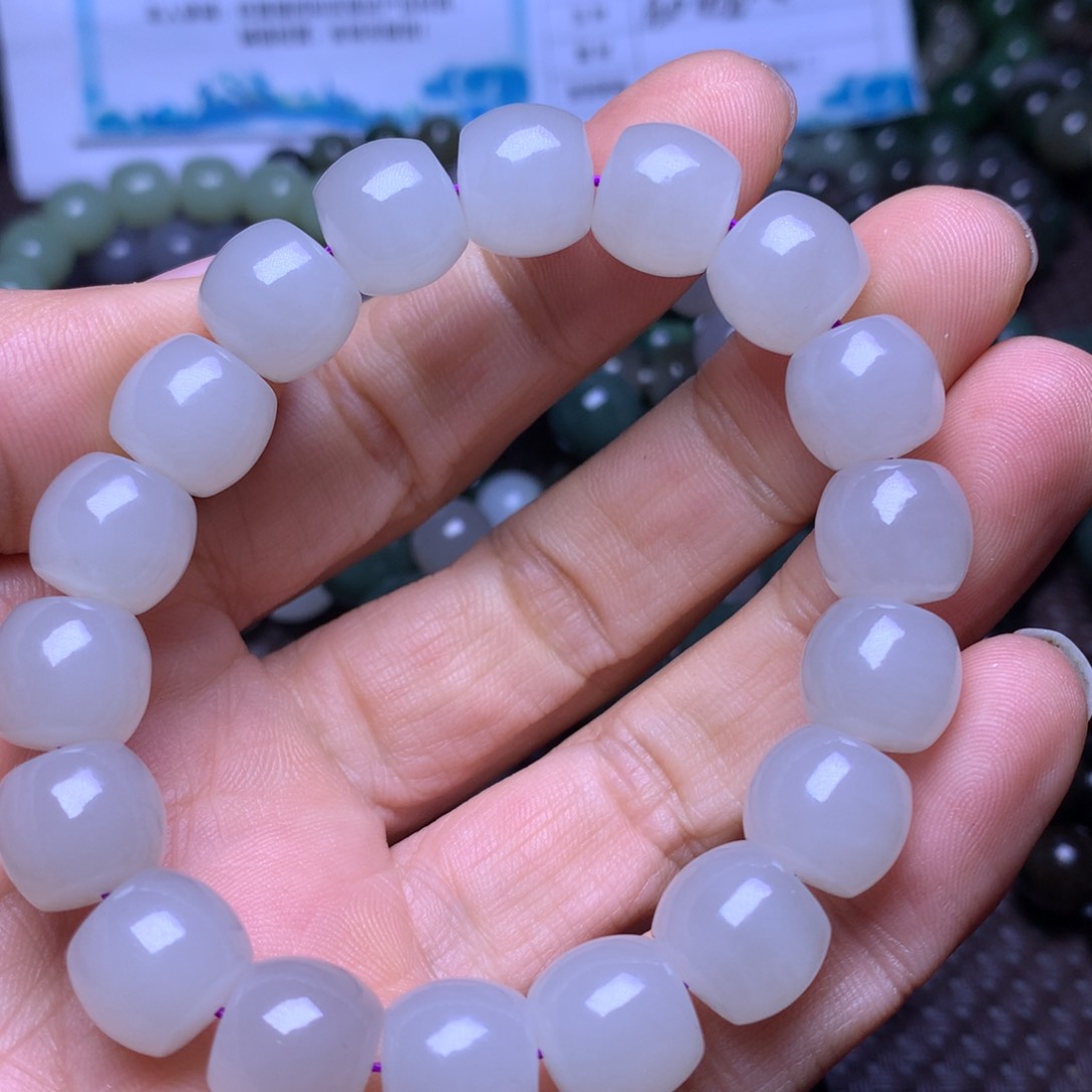 未镶嵌手链和田玉