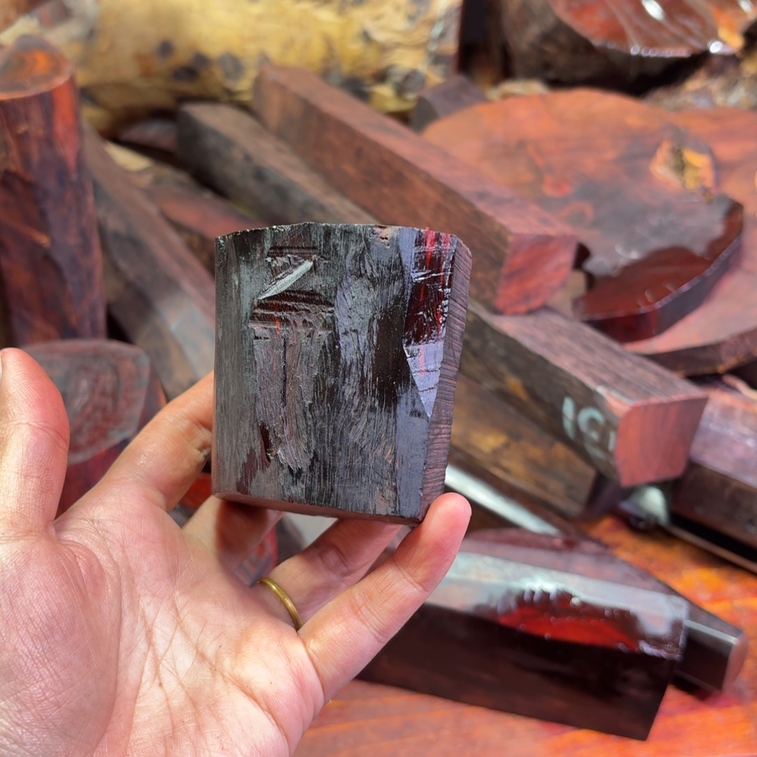 用***1檀香紫檀（小叶紫檀）