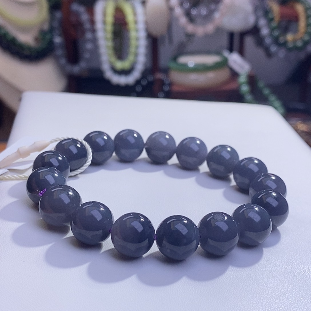 和田玉收藏级烟紫帝王紫老矿料圆珠手串12m未镶嵌