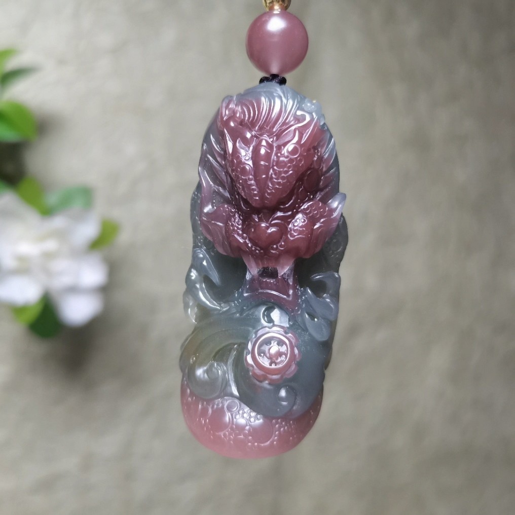 龙行天下·纯天然秦紫玉俏色精品挂件·高冰高透纯手工精雕男女吊坠