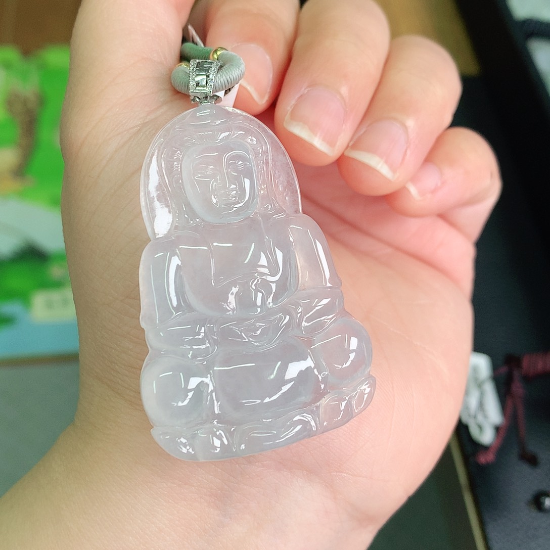 翡翠颈饰18K金镶嵌高冰观音