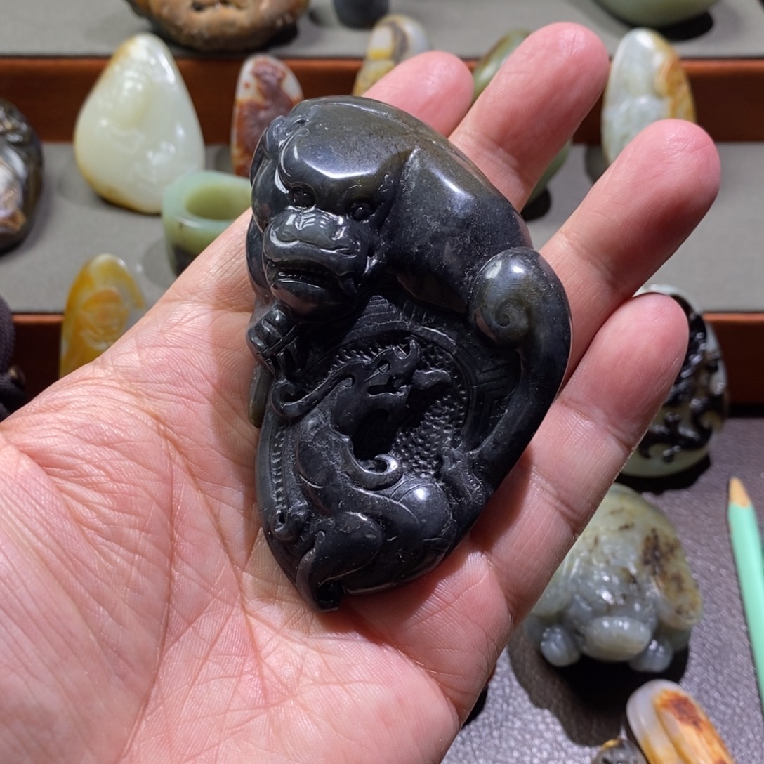 未镶嵌和田玉把件