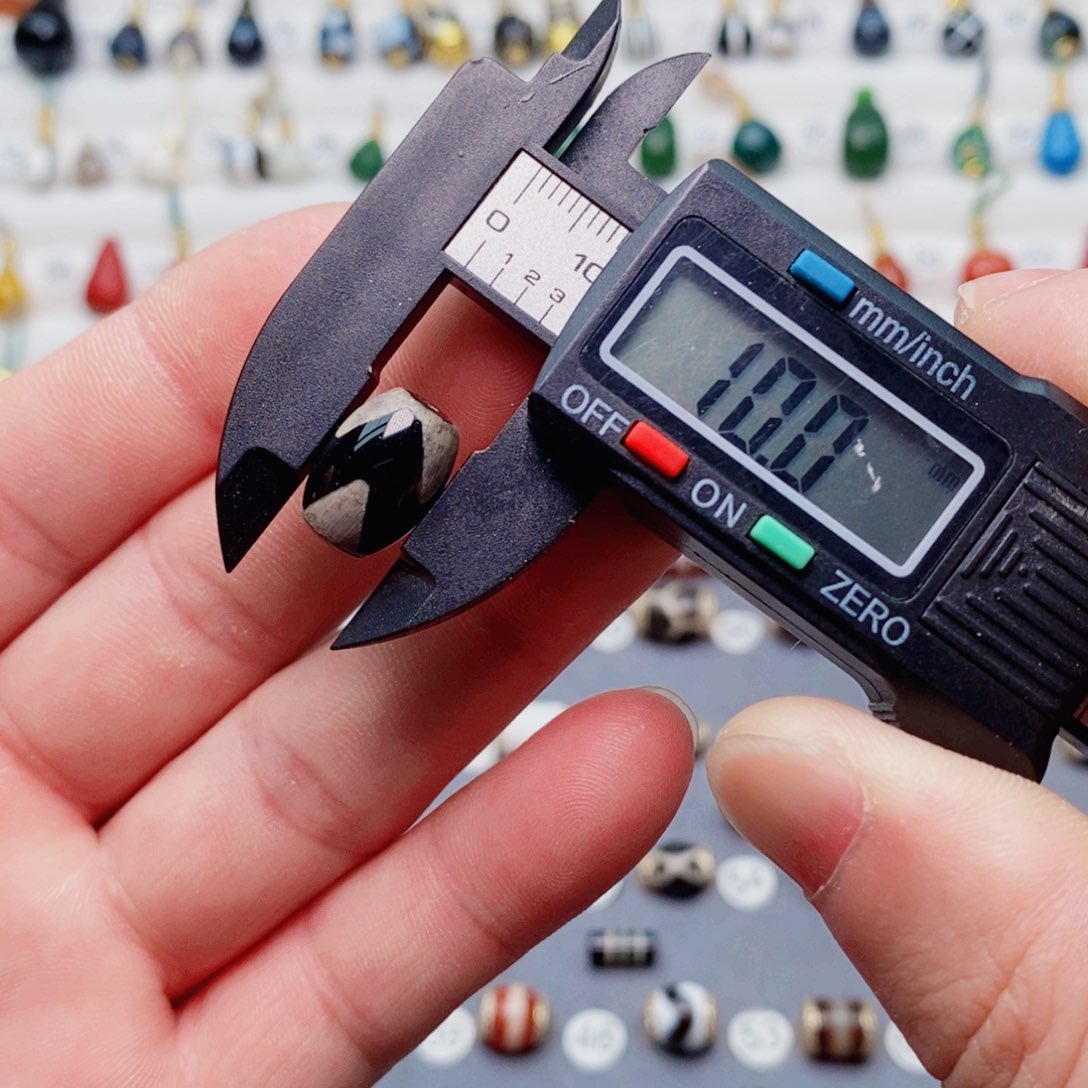 未镶嵌隔珠玛瑙/玉髓