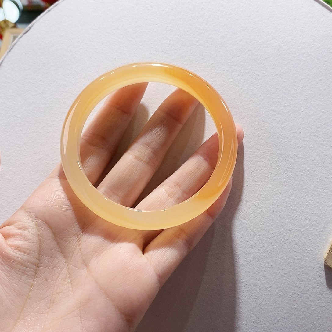 玛瑙/玉髓手镯未镶嵌62.4