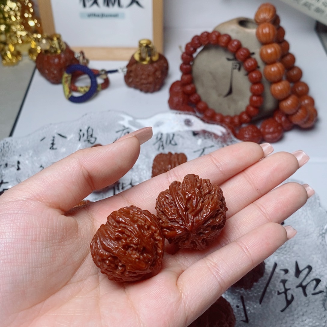 柏***n文玩核桃文玩核桃