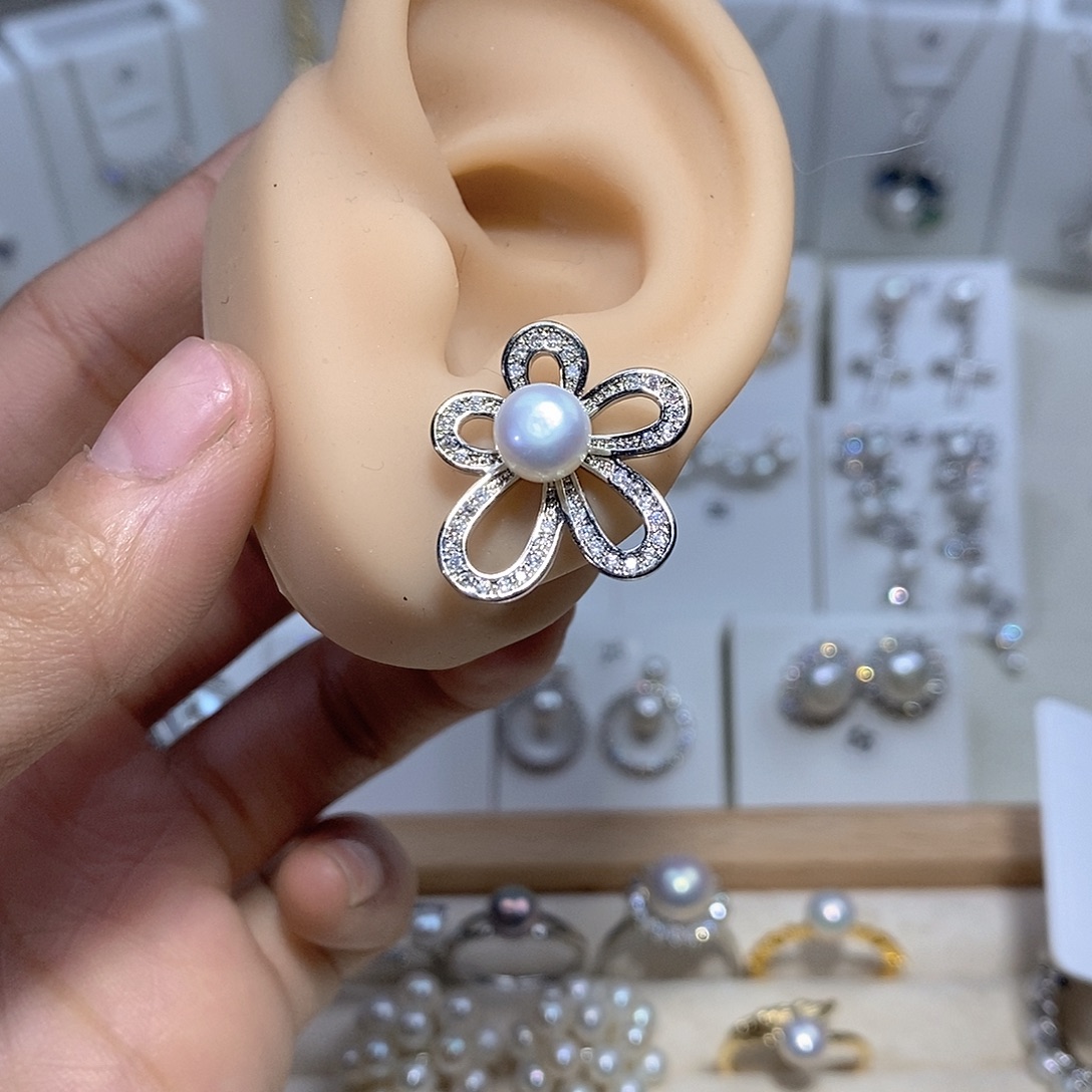 未镶嵌淡水珍珠耳饰