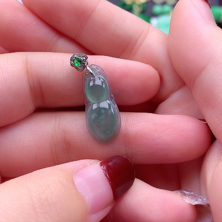 翡翠颈饰银S925镶嵌翡翠