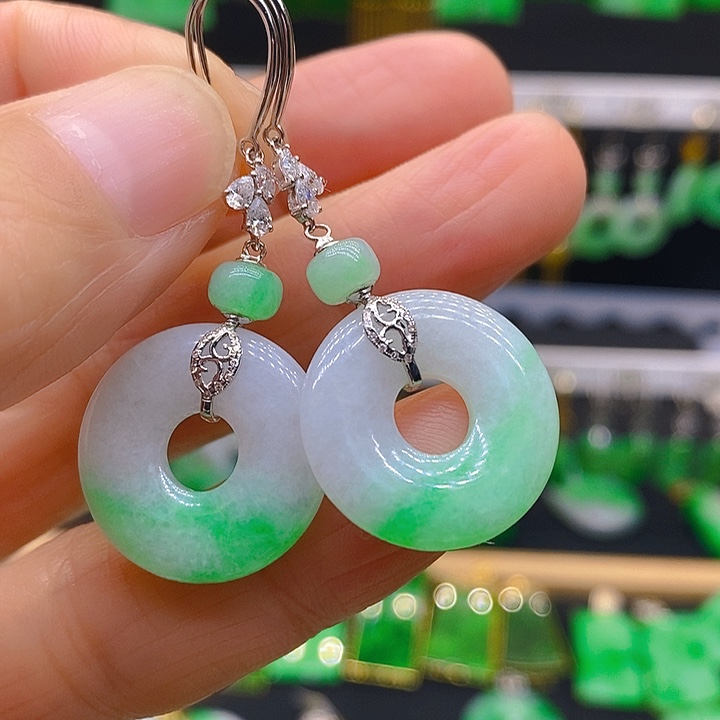 翡翠耳饰18K金镶嵌耳坠