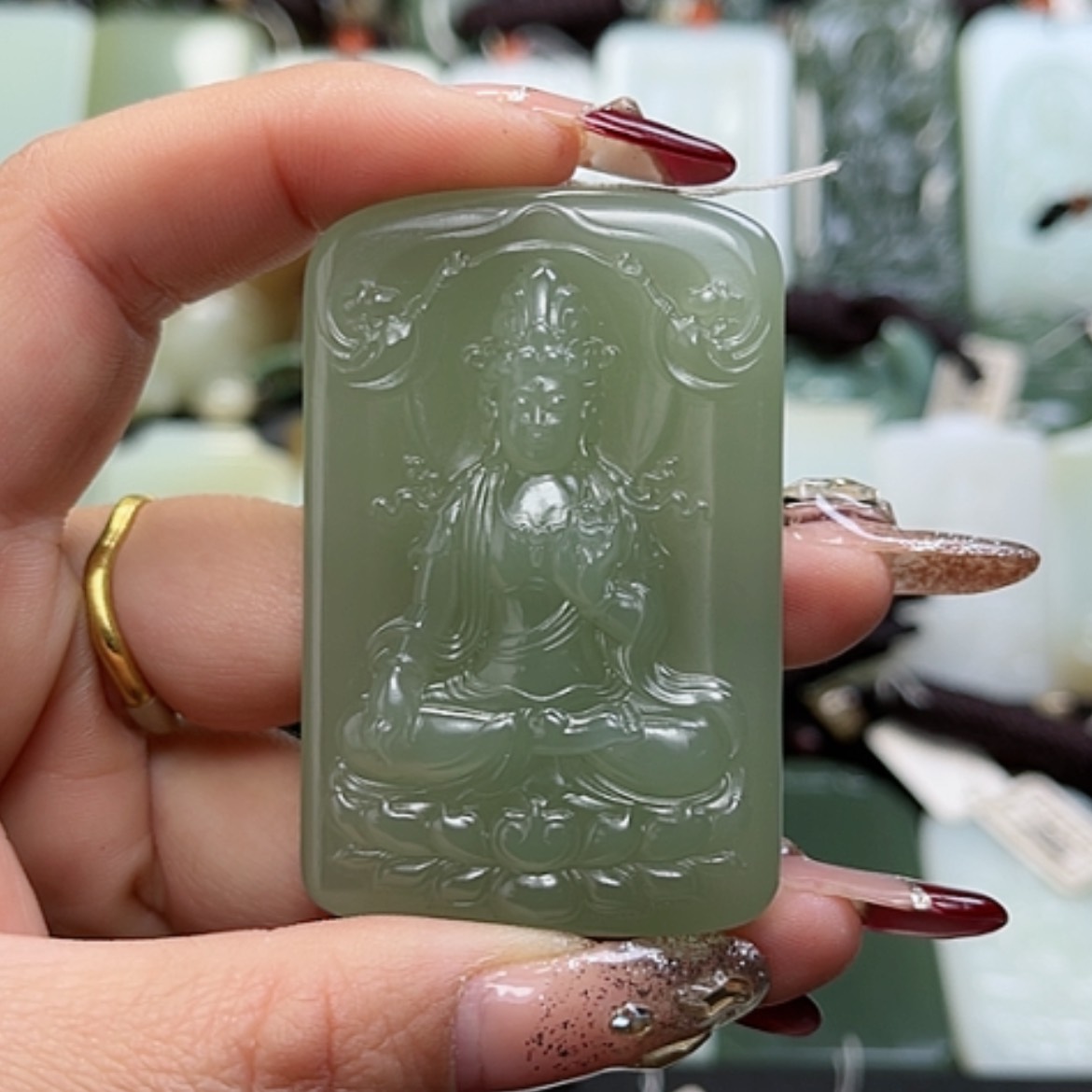 【闪购商品】和田玉颈饰未镶嵌笔*