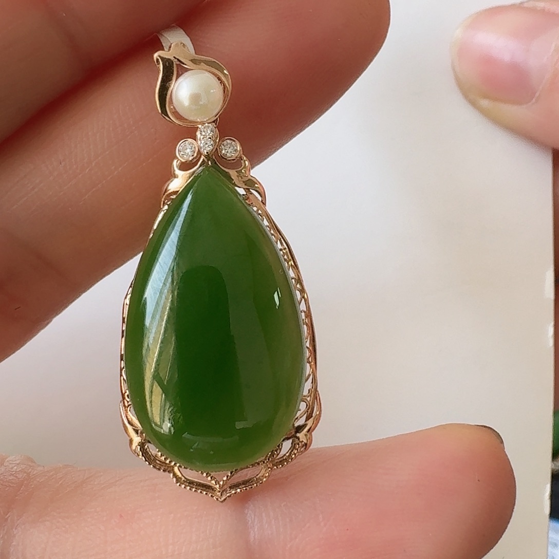 和田玉W水滴18K金镶嵌