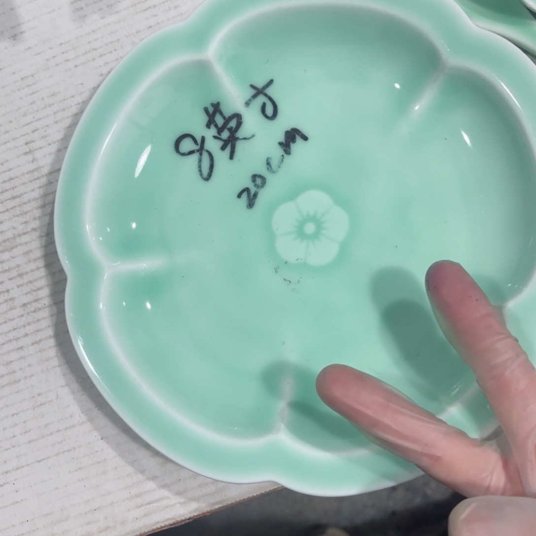 瓷片哈哈哈哈哈哈哈哈