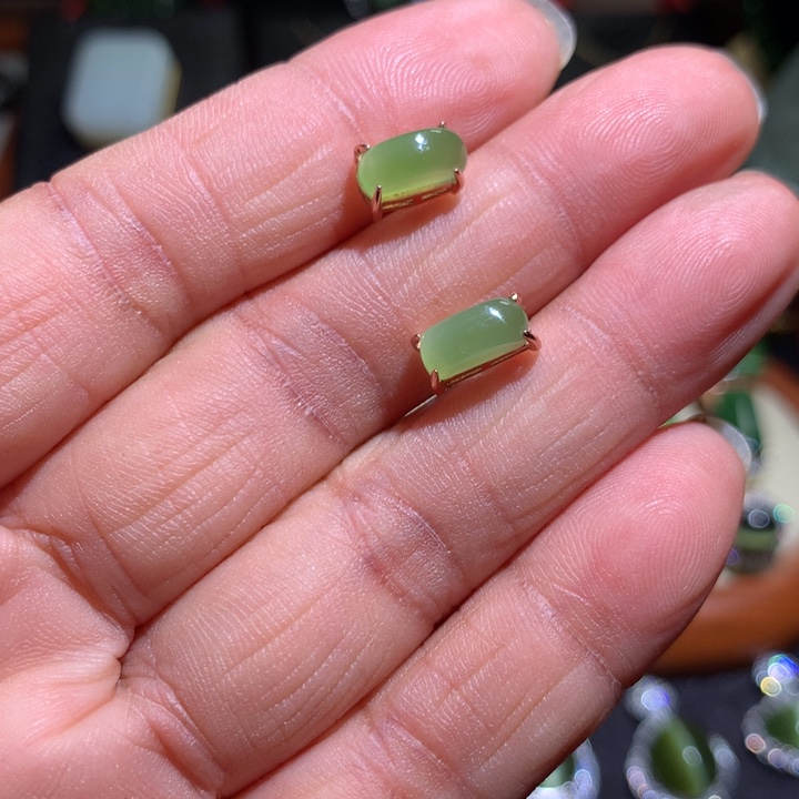 和田玉耳钉银S925镶嵌