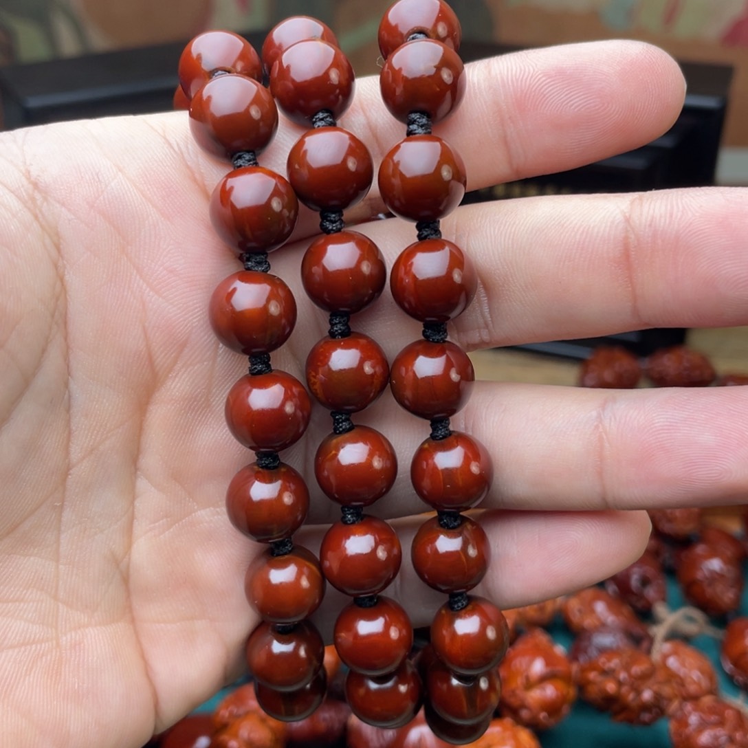 橄榄核手串用****8光洙脖挂表弟回血