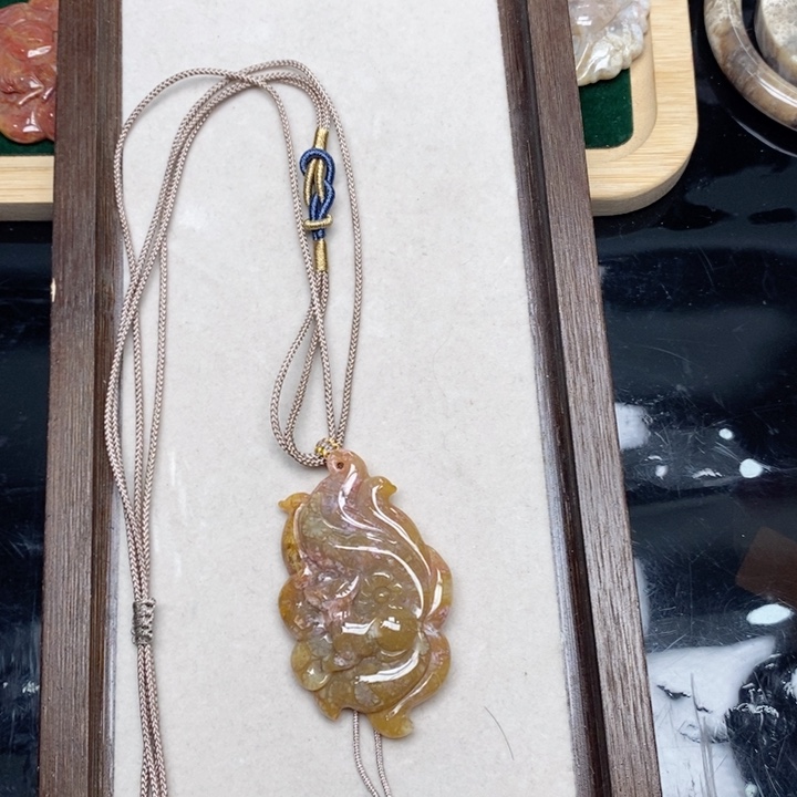 硅化珊瑚（珊瑚玉）手镯未镶嵌