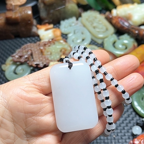 白玉菩提吊坠摆件