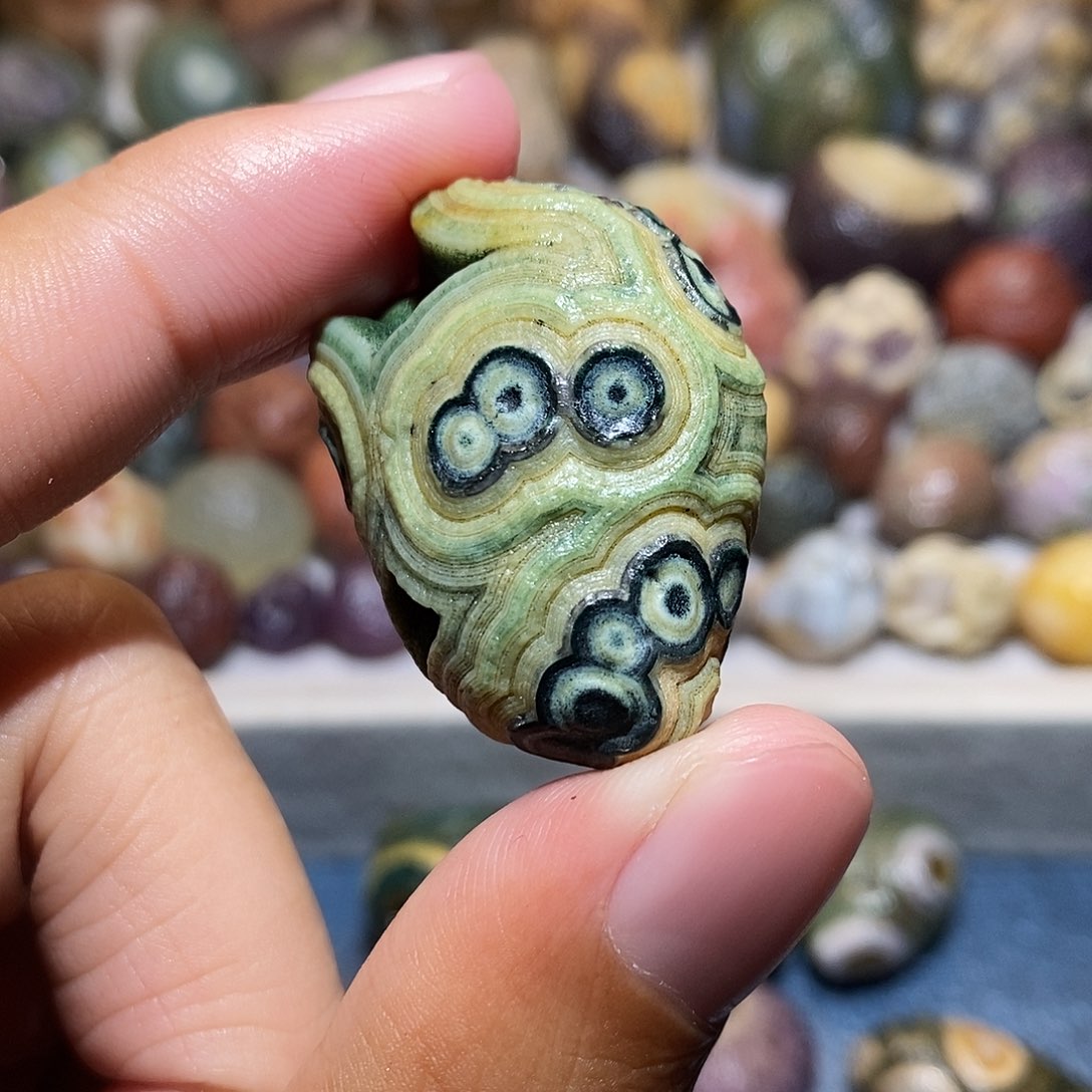 石头精品眼睛单科