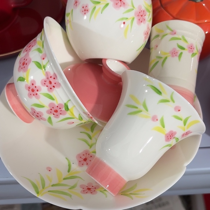 在我们前面 ^_^男男女女