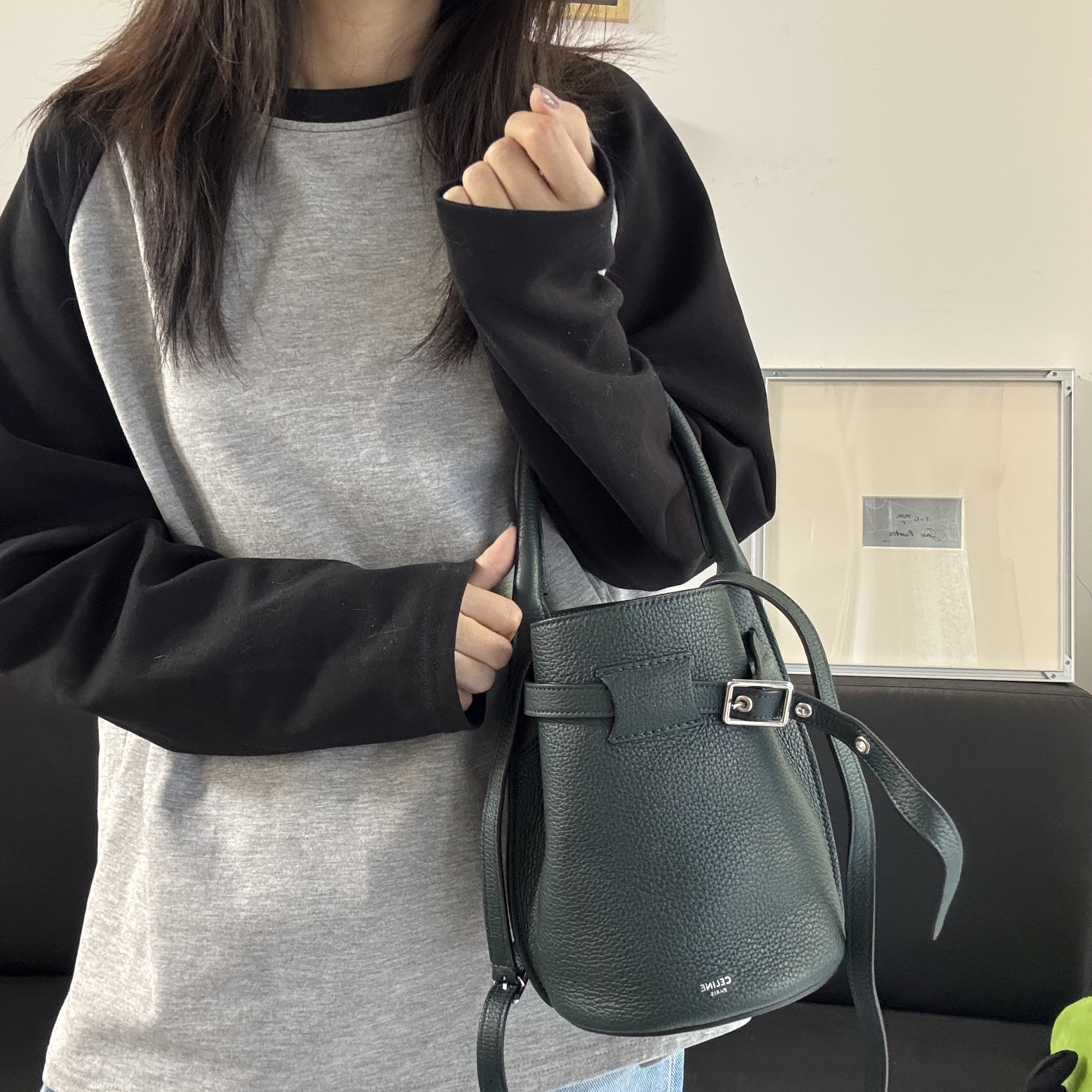 95新 Celine/思琳 九 绿色全皮手提斜挎