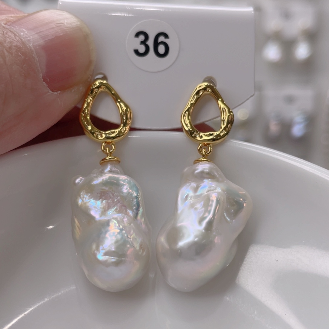 颈饰未镶嵌淡水珍珠