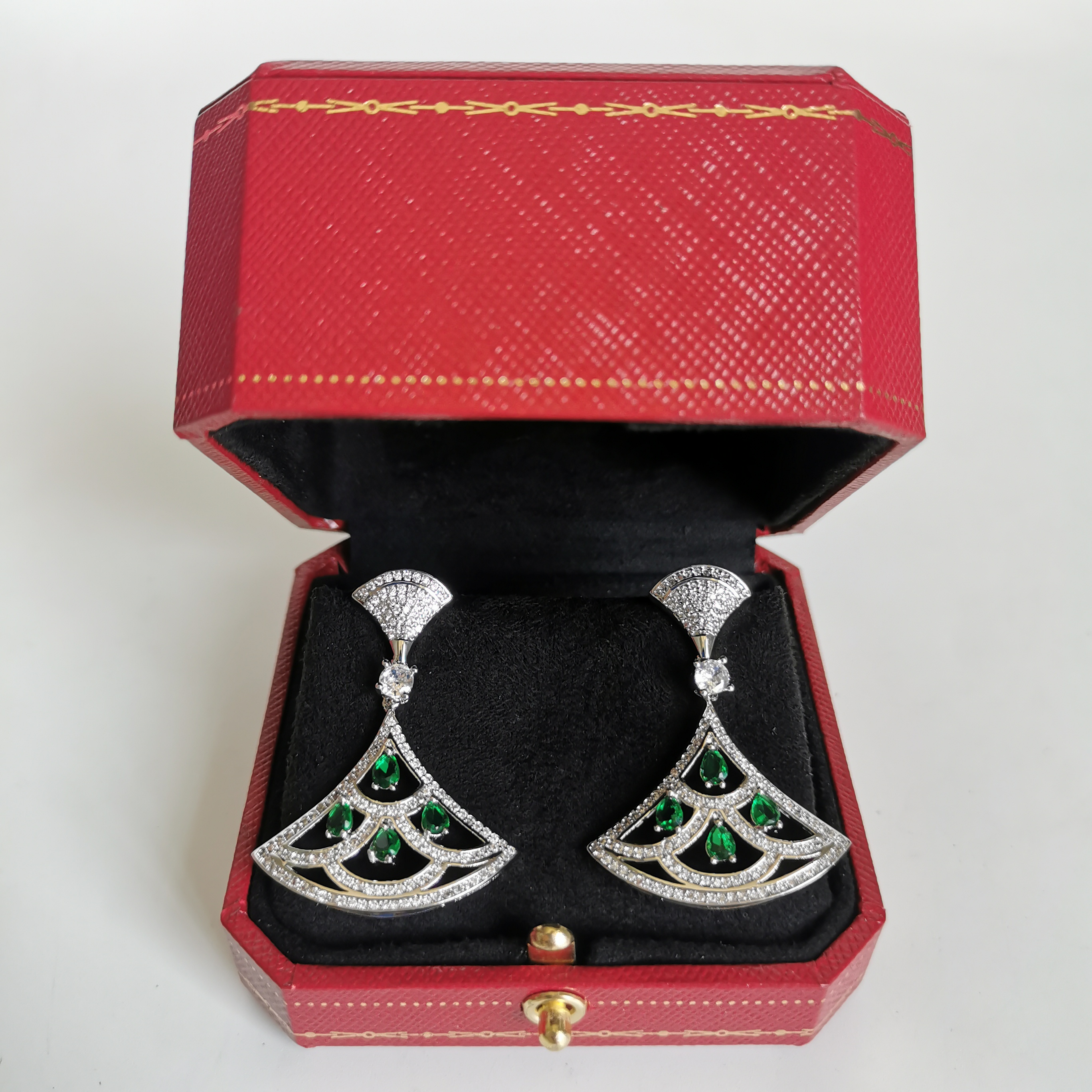 3206 绿耳环--高贵女王绿-精工绿耳环赠礼盒