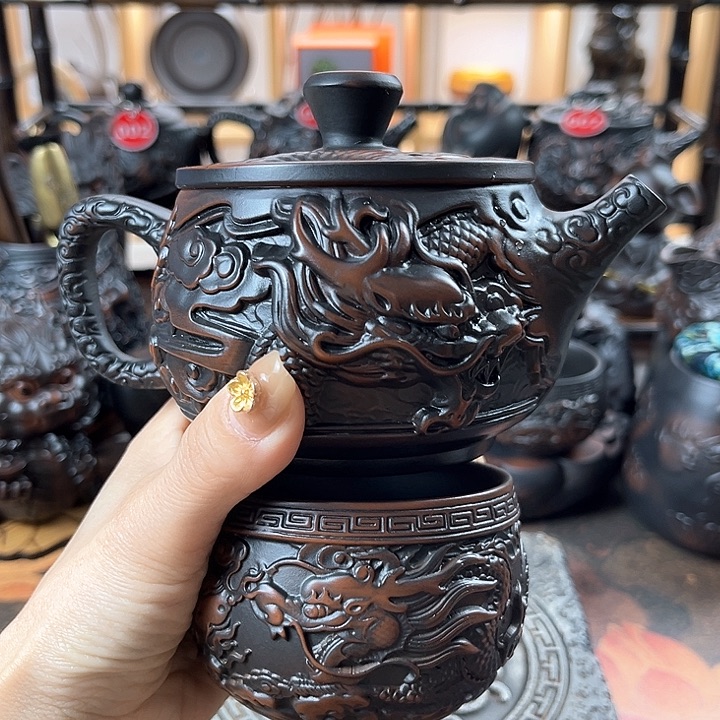 壶云南建水紫陶壶